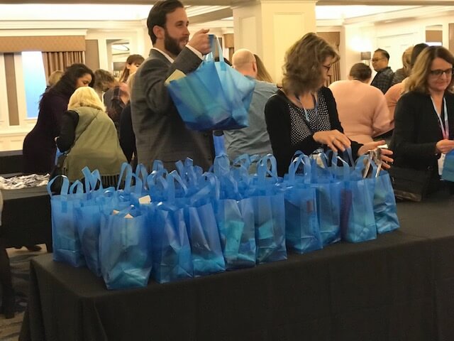 Convention managers’ generosity is in the bag!